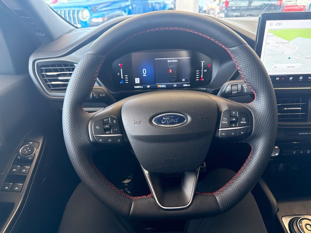 Used 2024 Ford Escape ST-Line w/ Tech Pack #1 AWD/4WD image 16