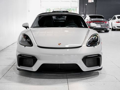 Used 2022 Porsche 718 Boxster Spyder RWD image 5