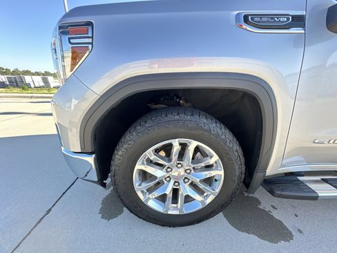 Used 2020 GMC Sierra 1500 SLT w/ SLT Premium Plus Package AWD/4WD image 32