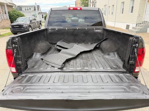 Used 2018 RAM 1500 Express w/ Express Value Package AWD/4WD image 14