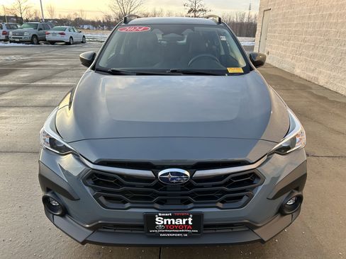 Used 2024 Subaru Crosstrek 2.0i Premium w/ Popular Package #4 image 2