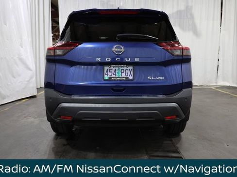 Certified 2023 Nissan Rogue SL w/ SL Premium Package AWD/4WD image 4