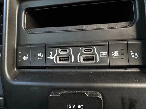 Used 2020 RAM 1500 Limited RWD image 17