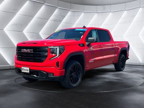 Used 2023 GMC Sierra 1500 Elevation AWD/4WD image 1