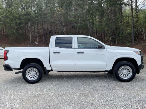Used 2023 Chevrolet Colorado W/T image 19