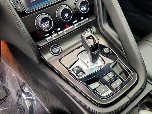 Used 2017 Jaguar F-TYPE S RWD image 16