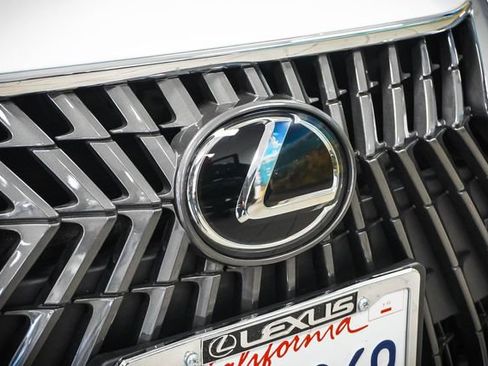 Certified 2025 Lexus ES 300h w/ Premium Package FWD image 28