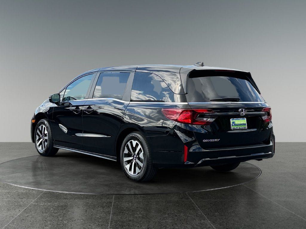 Used 2025 Honda Odyssey EX-L image 7