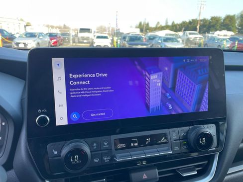 Used 2025 Toyota Grand Highlander XLE image 21