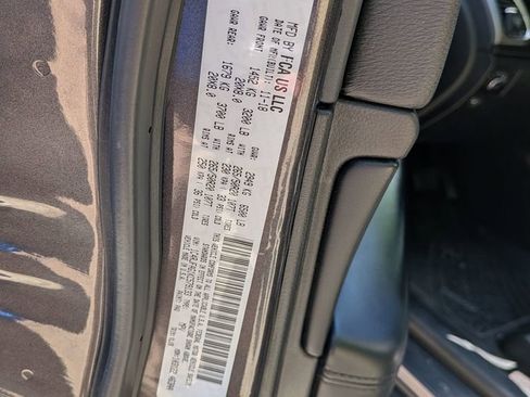 Used 2019 Jeep Grand Cherokee Altitude image 8