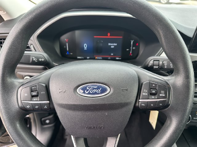 Used 2023 Ford Escape AWD image 16