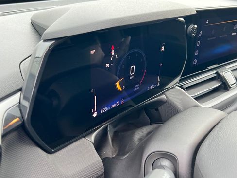 Used 2025 Chevrolet TrailBlazer LT image 17