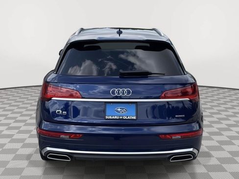Used 2022 Audi Q5 2.0T Premium w/ Convenience Package AWD/4WD image 12