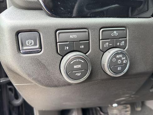 Used 2026 Chevrolet Silverado 1500 RST AWD/4WD image 18