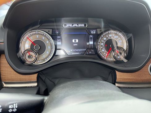 Used 2021 RAM 1500 Limited AWD/4WD image 23