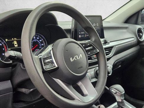 Used 2024 Kia Forte LX image 9