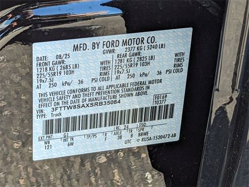 New 2025 Ford Maverick Lariat w/ Black Appearance Package image 32