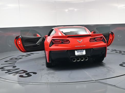 Used 2016 Chevrolet Corvette Stingray Coupe image 27