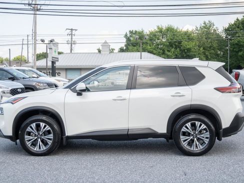 Used 2023 Nissan Rogue SV w/ SV Premium B Package AWD/4WD image 8