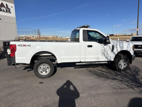 Used 2018 Ford F250 XL w/ Power Equipment Group image 8