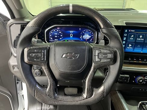 Used 2025 Chevrolet Silverado 1500 RST AWD/4WD image 18