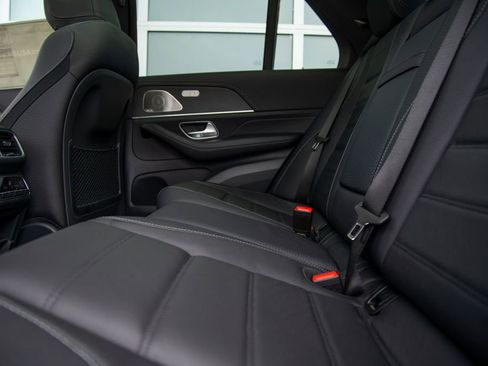 New 2026 Mercedes-Benz GLE 450 4MATIC image 13
