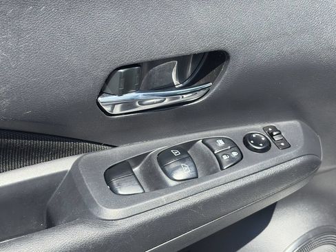 Certified 2024 Nissan Kicks SV FWD image 15