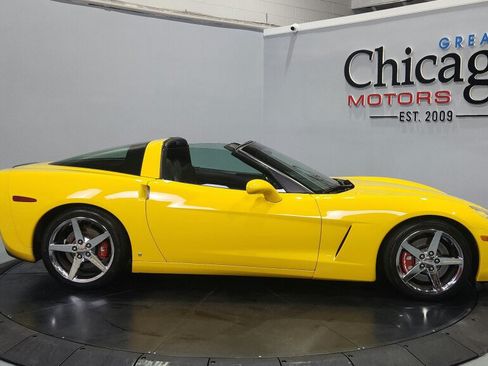 Used 2007 Chevrolet Corvette Coupe w/ Preferred Equipment Group RWD image 1