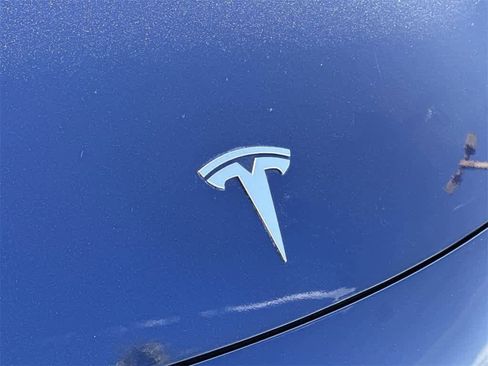 Used 2025 Tesla Model 3 Long Range image 33