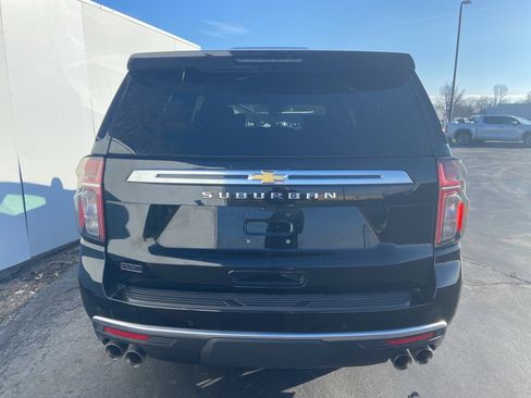 Certified 2024 Chevrolet Suburban High Country w/ Advanced Technology Package image 14