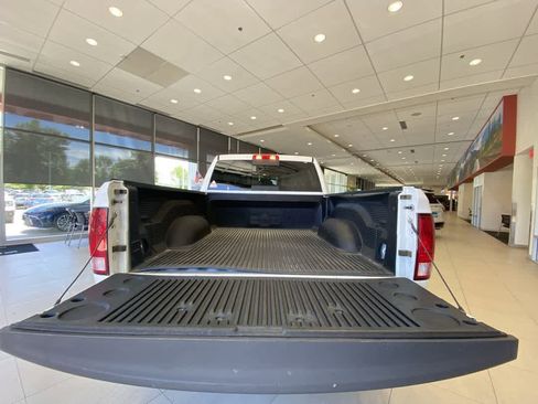 Used 2018 RAM 1500 Outdoorsman AWD/4WD image 24