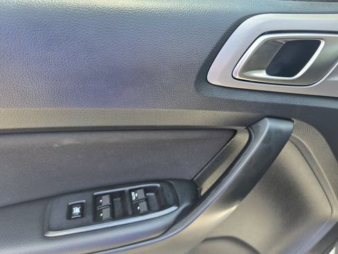 Used 2019 Ford Ranger XLT w/ Equipment Group 301A Mid AWD/4WD image 17
