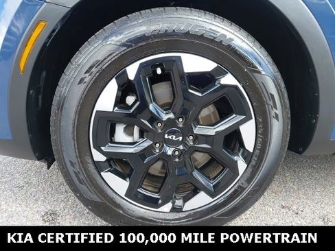 Certified 2024 Kia Sorento S image 10