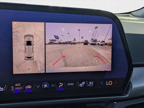 New 2025 Chevrolet Equinox EV RS image 12