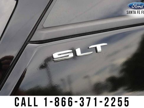 Used 2024 GMC Terrain SLT AWD/4WD image 11
