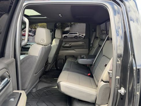 Used 2024 Chevrolet Silverado 1500 ZR2 AWD/4WD image 13