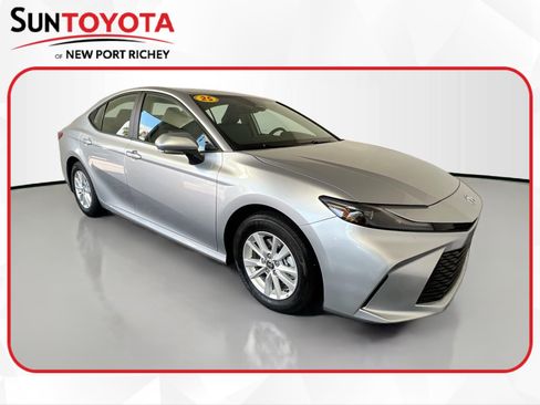 New 2025 Toyota Camry LE image 1