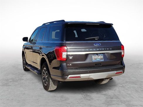 Used 2024 Ford Expedition XLT image 8