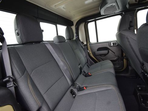 New 2026 Jeep Gladiator Sport image 19