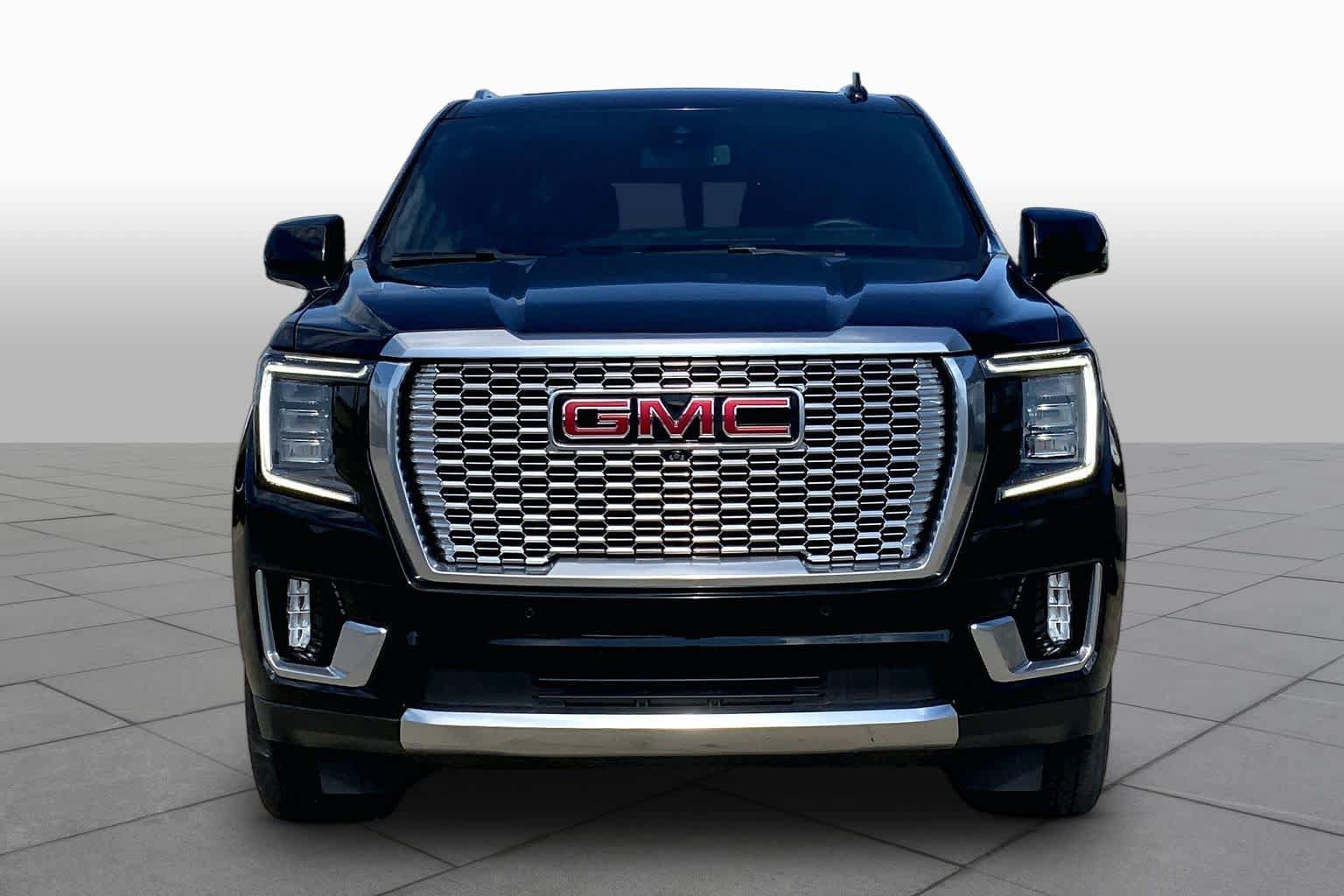 Used 2024 GMC Yukon Denali AWD/4WD image 4