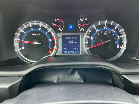 Used 2015 Toyota 4Runner Trail Premium image 18