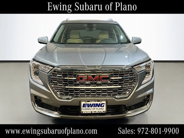 Used 2023 GMC Terrain Denali w/ Denali Premium Package AWD/4WD image 2