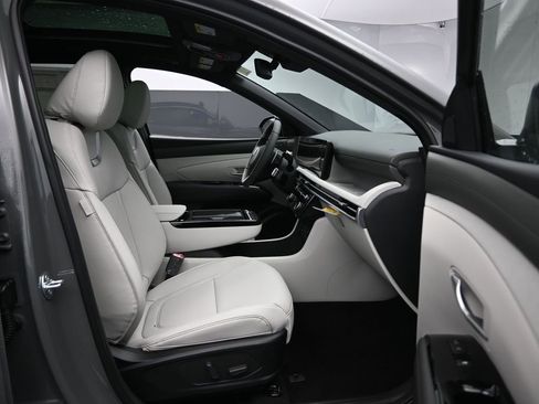 New 2026 Hyundai Tucson Limited image 31