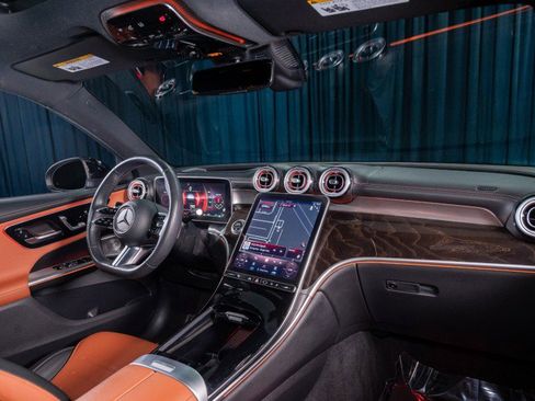 Certified 2023 Mercedes-Benz GLC 300 image 13