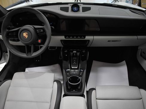 Used 2025 Porsche 911 Carrera 4 GTS AWD/4WD image 19