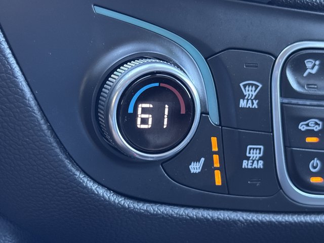 Used 2024 Chevrolet Equinox LT FWD image 33