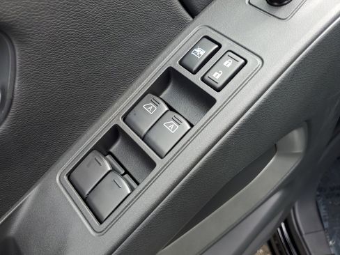 New 2026 Nissan Frontier SV image 15