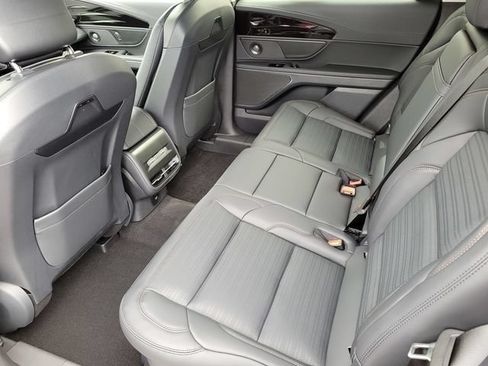 New 2026 Lincoln Nautilus Reserve AWD/4WD image 41