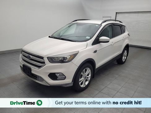 Used 2017 Ford Escape SE w/ Equipment Group 201A AWD/4WD image 1