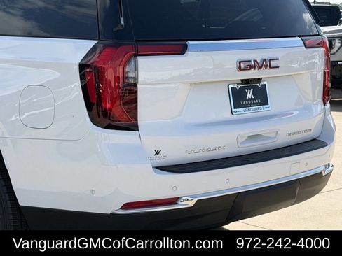 New 2026 GMC Yukon XL Elevation w/ Elevation Premium Package AWD/4WD image 6